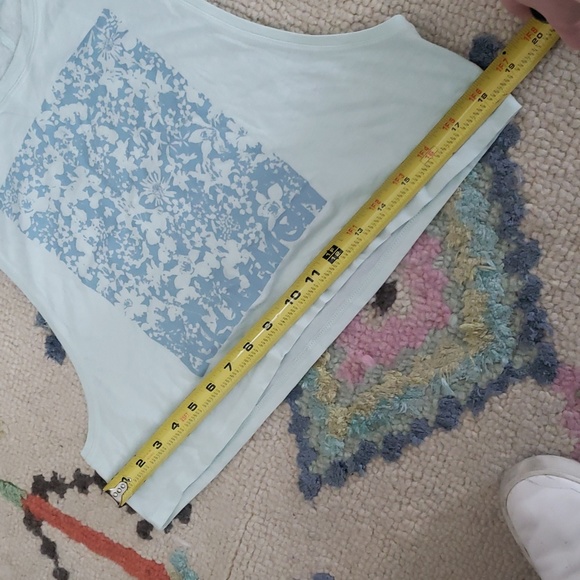 Lululemon size 4 Muscle Love cropped top - Picture 9 of 11